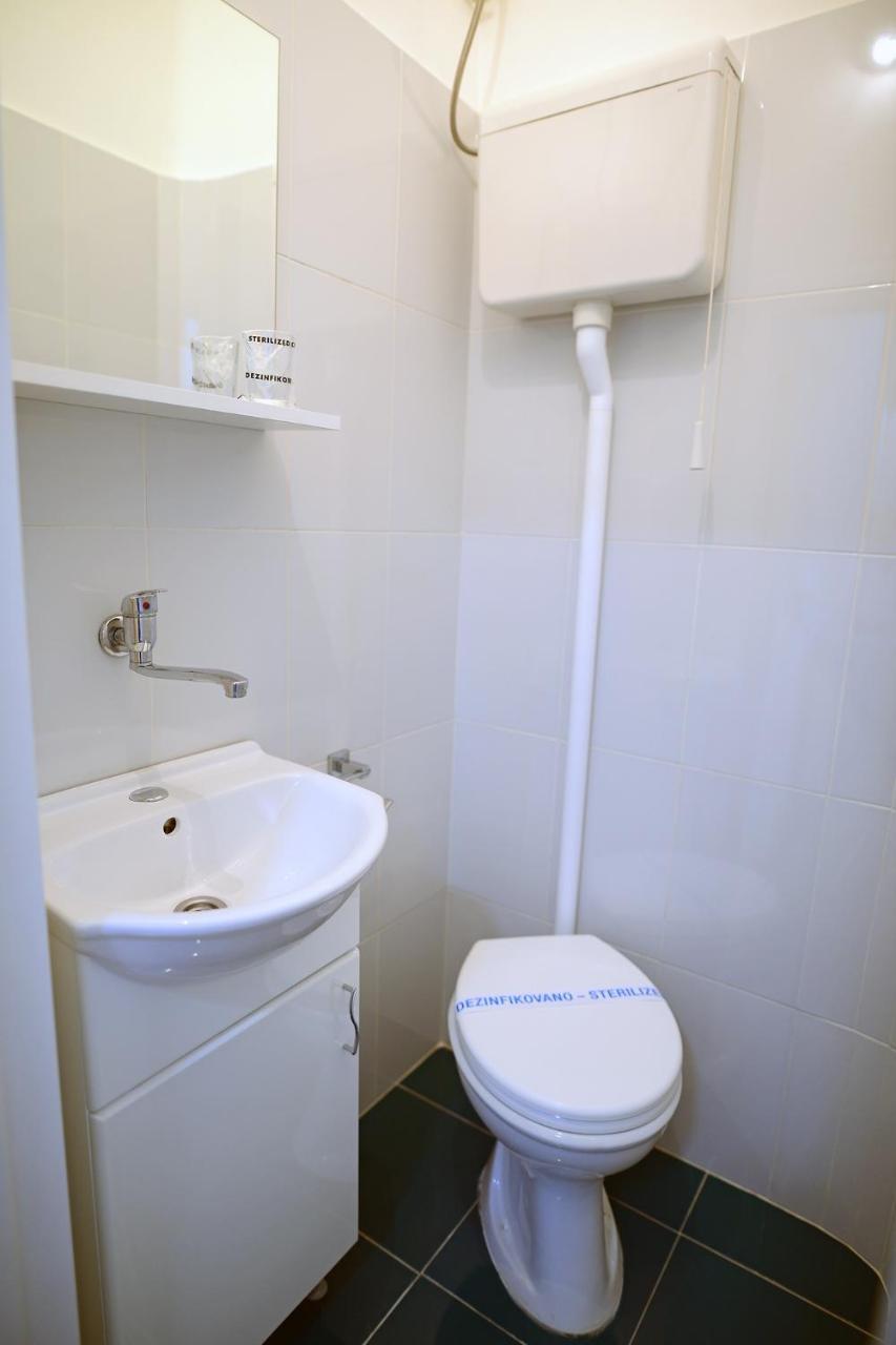 Central Spot Apartments Белград Номер фото